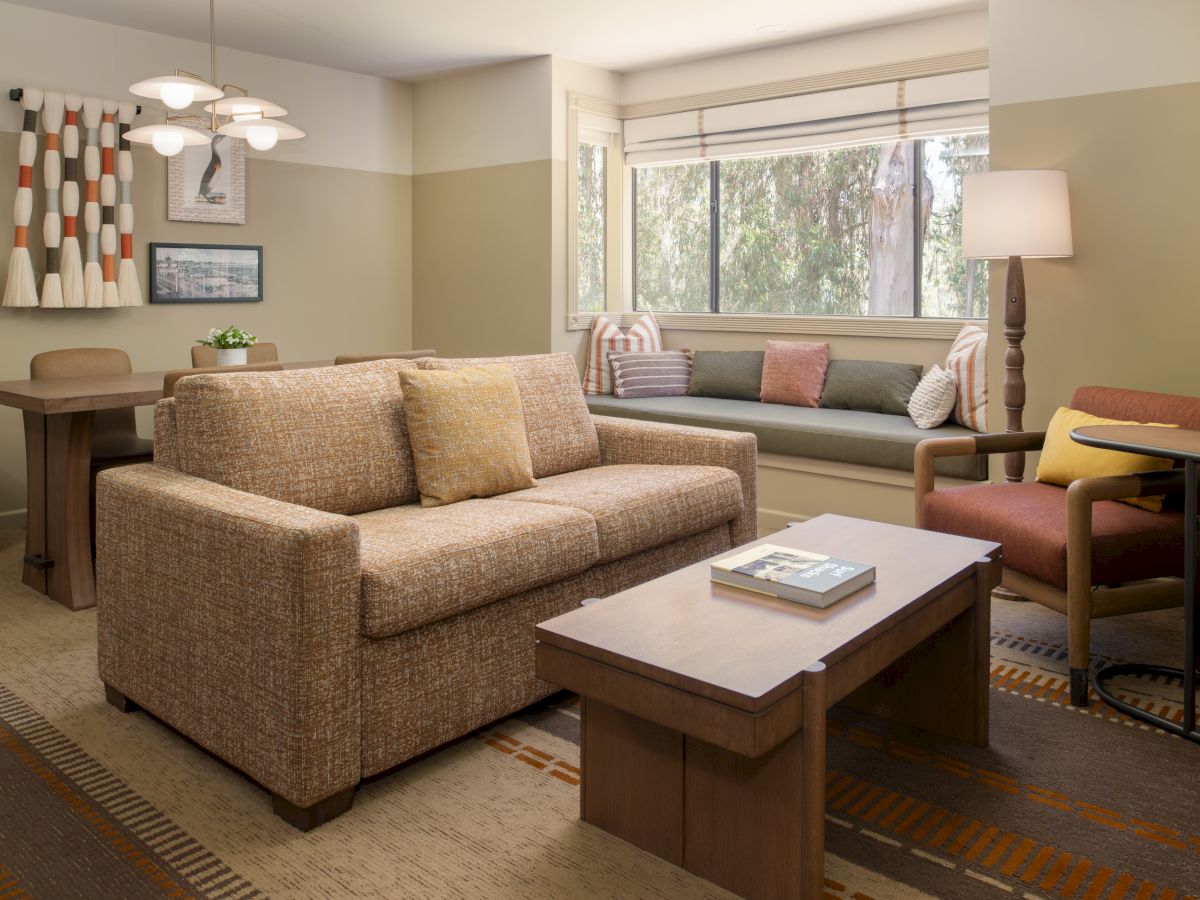 Chaminade Resort & Spa